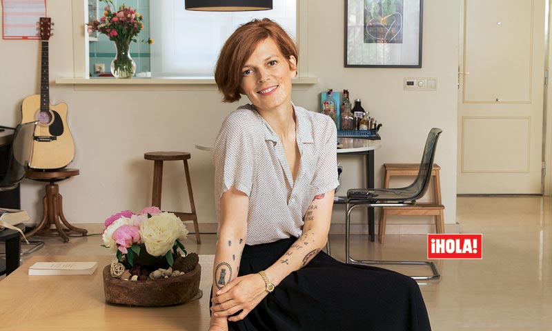 Exclusiva en ¡HOLA!: La entrevista más emotiva de Bimba Bosé, optimista en su lucha contra el cáncer