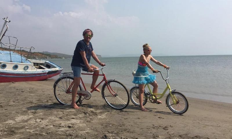 ¡Asombroso, pero cierto! Carlos Vives denuncia que le han robado la bicicleta