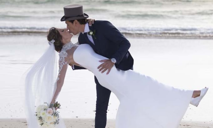 La romántica boda en la playa de Paz Padilla y Antonio Vidal 