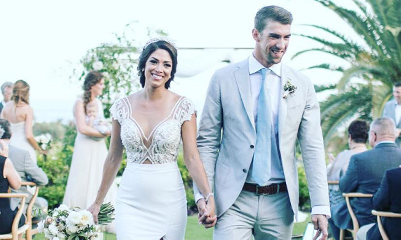 Michael Phelps muestra las fotos de su romántica boda con Nicole Johnson