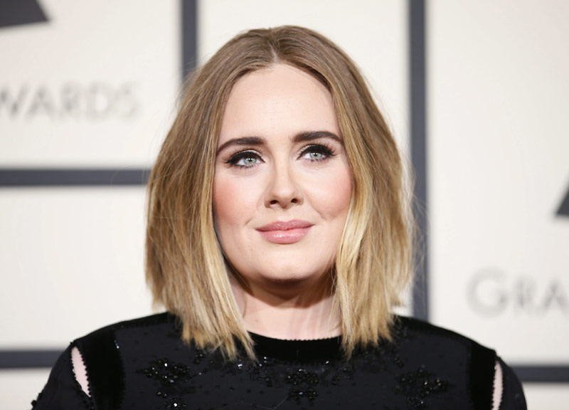 Las duras confesiones de Adele sobre la depresión que sufrió tras convertirse en madre