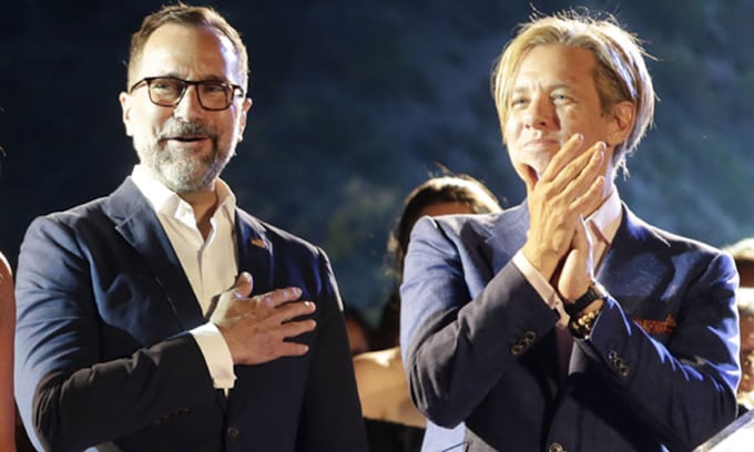 La próxima (y 'penúltima') fiesta del embajador James Costos en Madrid será para Carolina Herrera