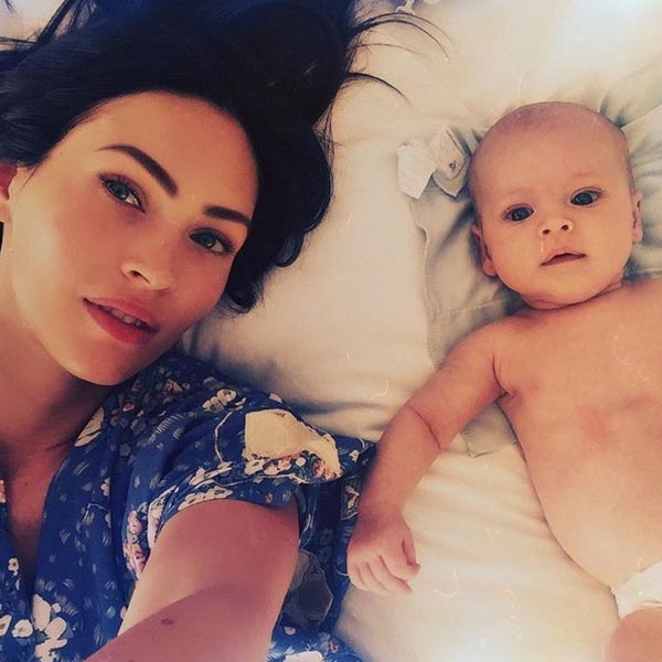 El marido de Megan Fox presume de sus tres hijos pequeños