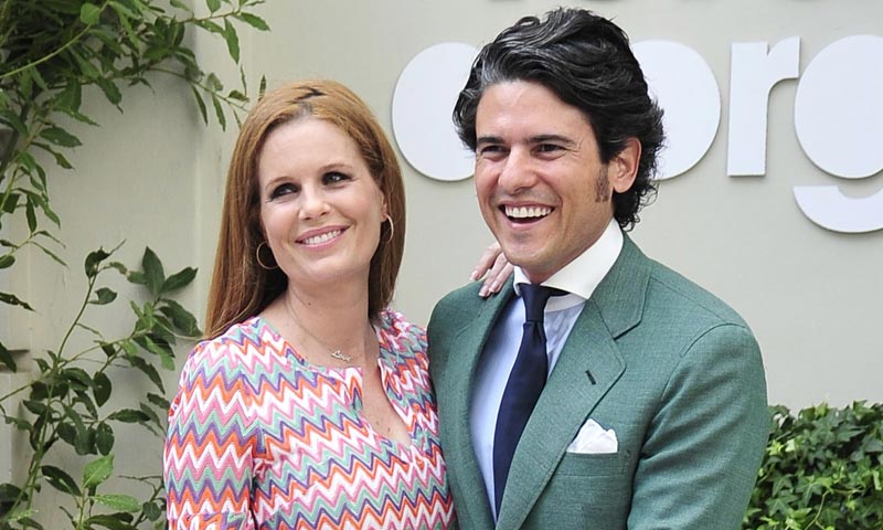 Olivia de Borbón y Julián Porras, padres de su primera hija