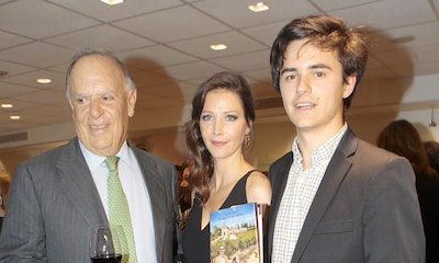 Carlos Falcó presenta su libro 'La buena vida' acompañado por Esther Doña y sus hijos Duarte y Xandra