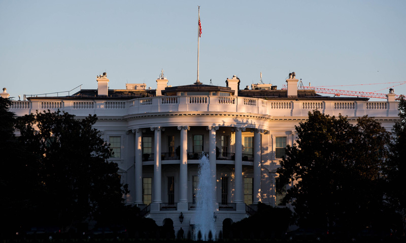 Mudanza exprés en la Casa Blanca: De Obama a Trump en seis horas