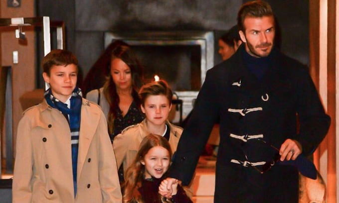Los Beckham desembarcan en Nueva York entre pizzas y desfiles de moda