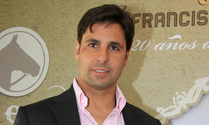 Francisco Rivera, víctima de un robo en su hotel en México