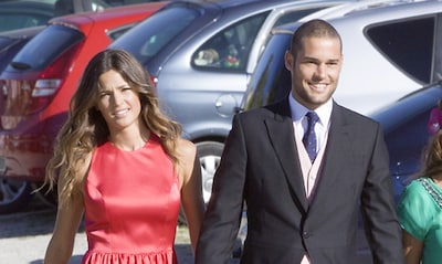 Exclusiva en ¡HOLA!, Malena Costa espera su segundo hijo y vuelve a posponer su boda con Mario Suárez