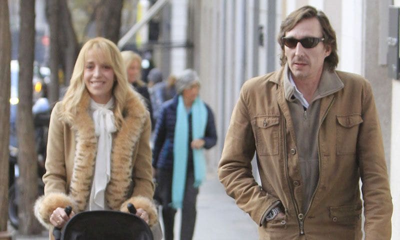 En ¡HOLA!, la difícil situación del matrimonio de Fernando Gómez-Acebo y Nadia Halamandari