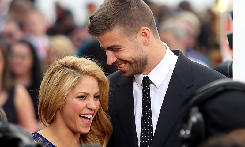 Shakira: 'A Gerard le encantó la canción, le emocionó...Gané mucho crédito ahora que me voy a ir de gira'