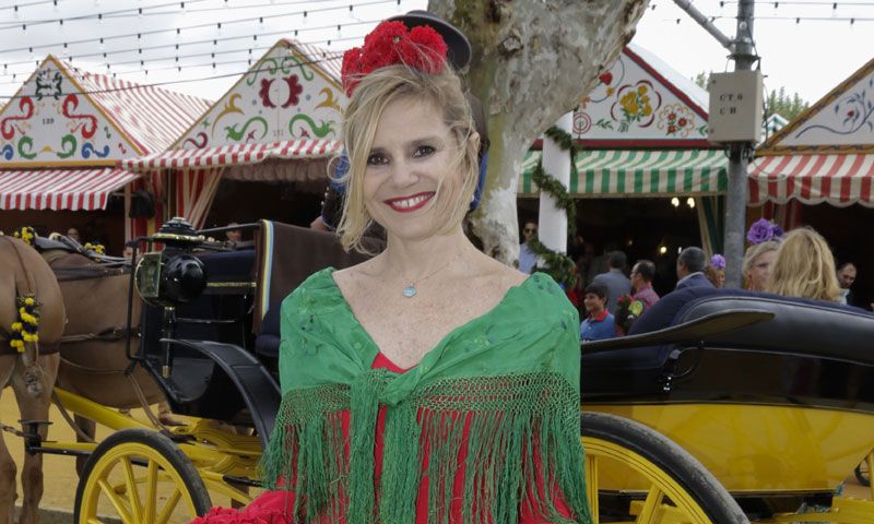 Así baila Eugenia Martínez de Irujo ante la atenta mirada de Narcís Rebollo