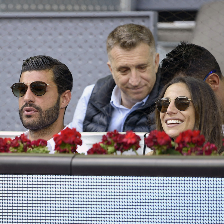 Lucía Villalón se divierte en el tenis, ¿quién es su guapo acompañante?