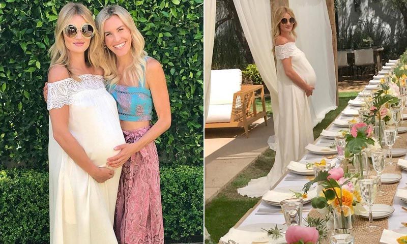¡Ya queda menos! Rosie Huntington-Whiteley celebra la 'baby shower' de su bebé