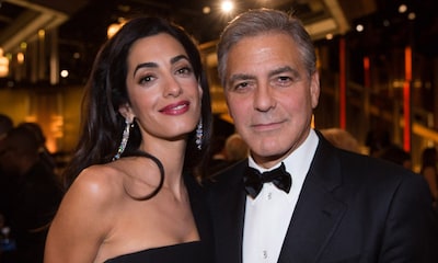 Los curiosos regalos con los que han dado la bienvenida a los mellizos de George y Amal Clooney
