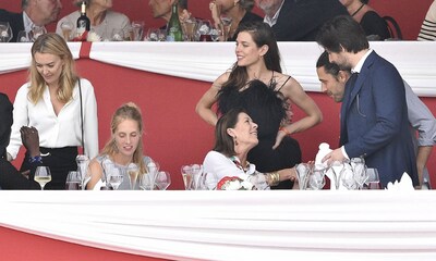 ¿Qué hacen juntos Marta Ortega y Carlos Torretta junto a Carlota y Carolina de Mónaco?