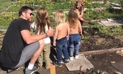 ¡Papá jardinero! Chris Hemsworth muestra una nueva faceta con sus hijos