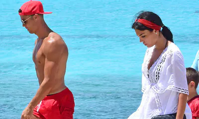 Cristiano Ronaldo y Georgina, coordinación total también en la playa