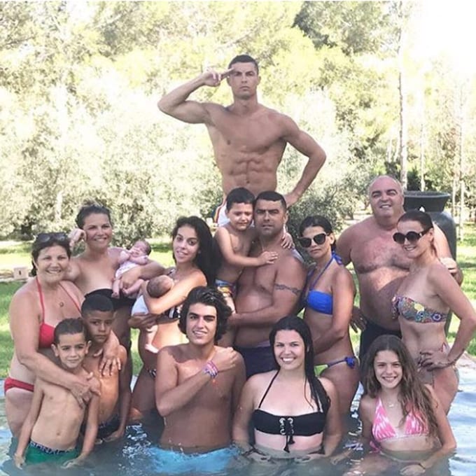 La significativa foto de Cristiano Ronaldo en sus 'accidentadas' vacaciones