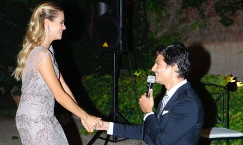¡De una boda sale otra boda! Javier de Miguel le pide matrimonio a Mirian Pérez