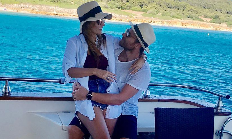 Xabi Alonso y Nagore Aranburu, su verano más largo termina a bordo del yate de moda