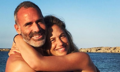 Las preciosas fotos de Martina Klein y Alex Corretja en sus primeras vacaciones con su hija