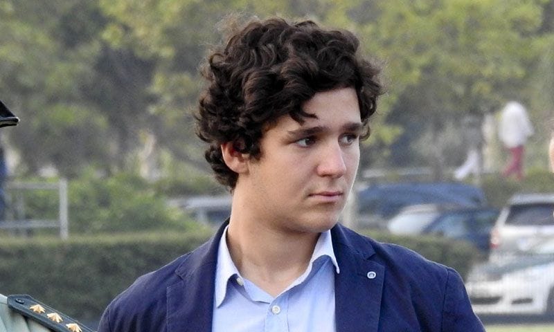 Felipe de Marichalar muestra su cara más solidaria colaborando en la lucha contra el cáncer infantil