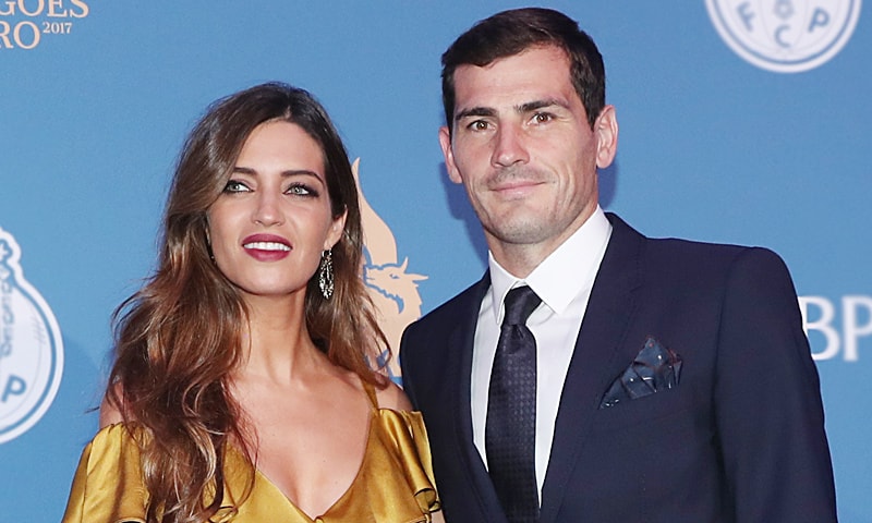 Sara Carbonero y Iker Casillas deslumbran en la Gala de los Dragones de Oporto