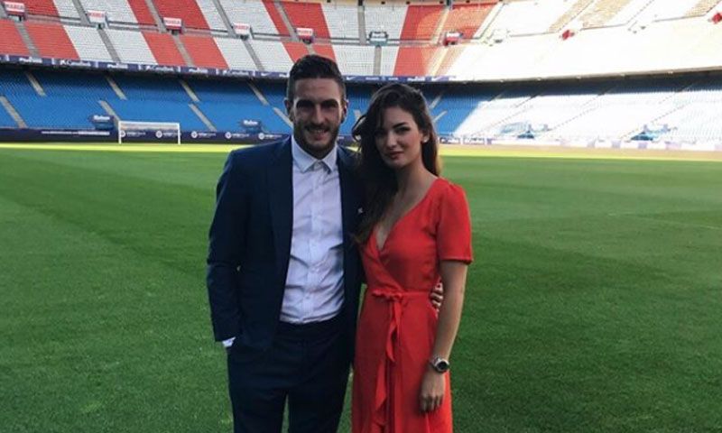 Asi Es La Espectacular Maestra De Ingles Y Modelo Que Dara El Si Quiero Al Futbolista Koke