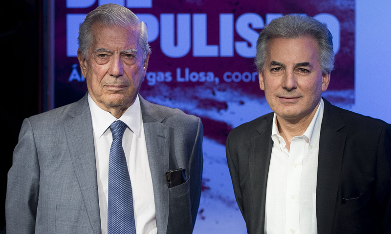 Comunicado de Álvaro, hijo de Mario Vargas Llosa, en respuesta a su hermano