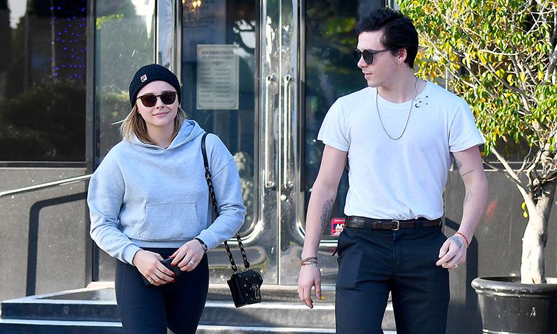 La fotografía de Brooklyn Beckham y Chlöe Moretz que ha desatado los rumores de compromiso