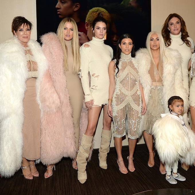 El clan Kardashian y sus tan comentadas felicitaciones navideñas… ¿con qué nos sorprenderán este año?