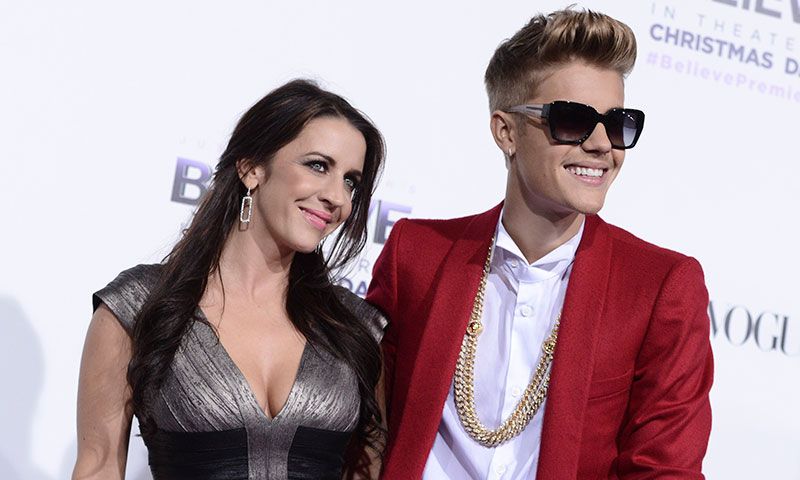 La madre de Justin Bieber da el visto bueno a Selena Gomez: 'Si él la ama yo estoy encantada'