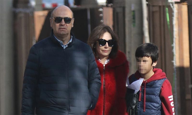 EXCLUSIVA: Ana Rosa Quintana disfruta de unos días muy familiares en Sevilla