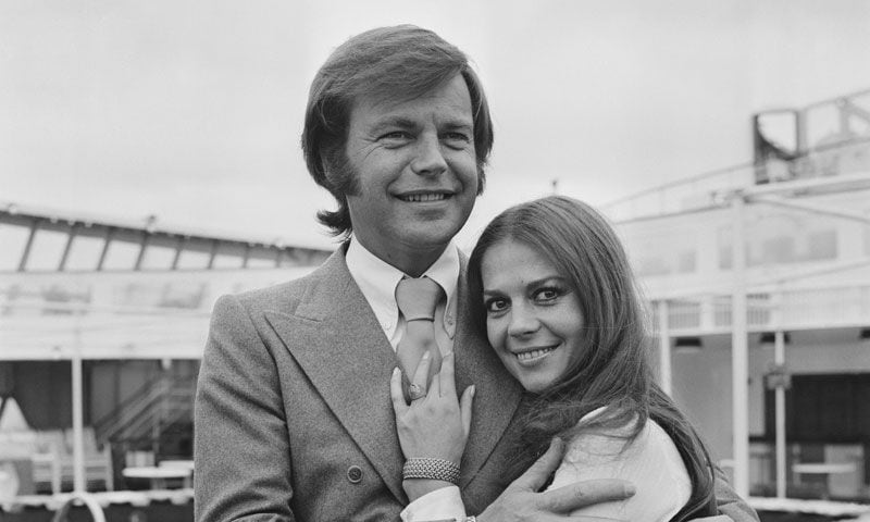 La policía considera al actor Robert Wagner 'persona de interés' en la muerte de su mujer, Natalie Wood
