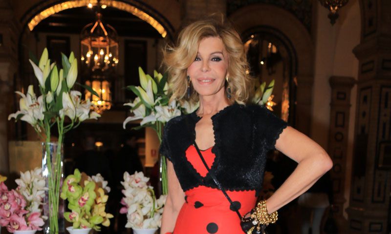 Bibiana Fernández se pronuncia sobre su comentado vestido de los Goya: 'No era igual que el del resto'