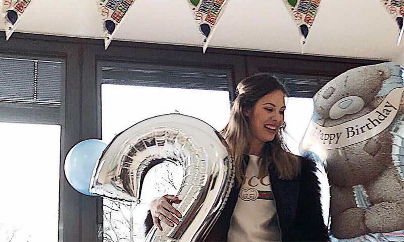 Jessica Bueno está de celebración... ¡el pequeño Jota cumple dos años!