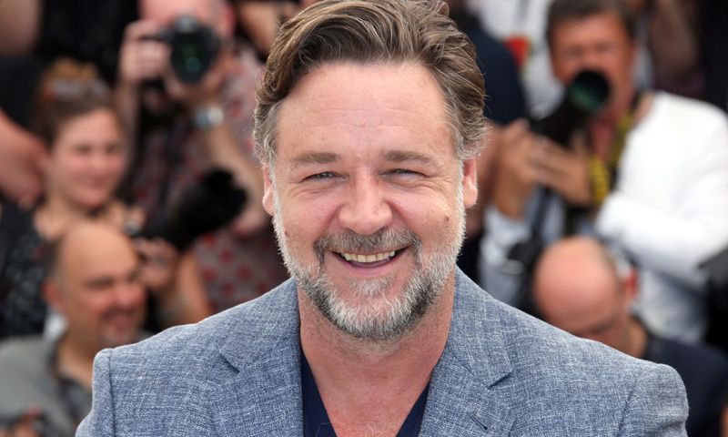 El arte del divorcio de Russell Crowe: subasta las cosas de su relación fallida