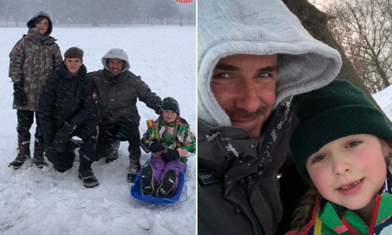 Trineos, ángeles de nieve... Los Beckham, diversión bajo cero