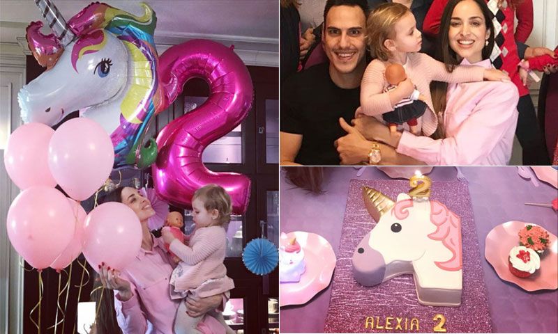 Globos, 'cupcakes' y ¡hasta un unicornio! en el cumpleaños de Alexia, hija de Lorena Van Heerde