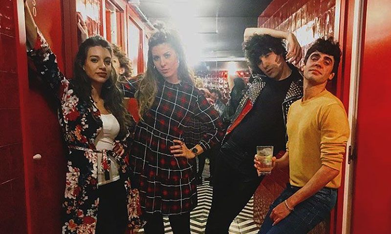 La fiesta por Madrid de Los Javis con algunos de los chicos de OT