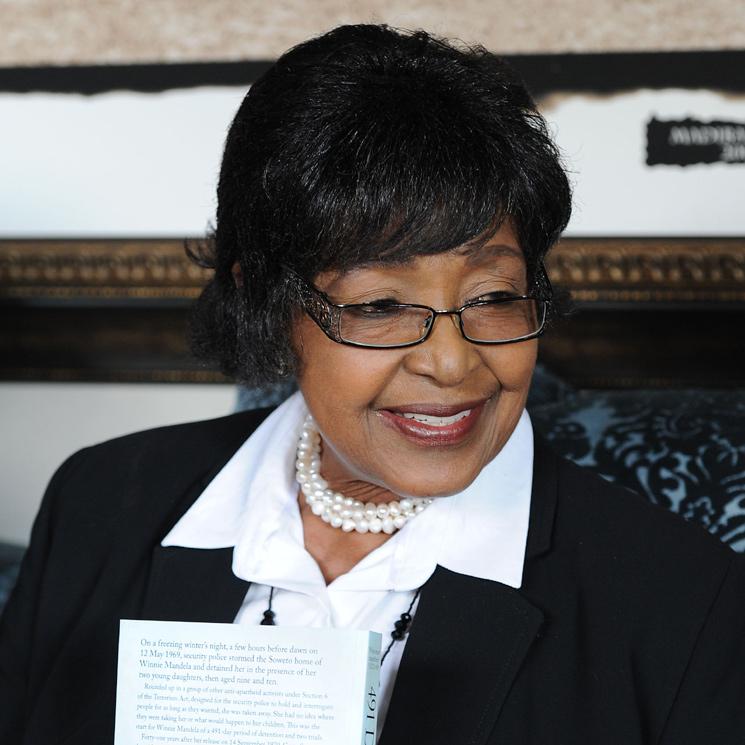 Muere Winnie Mandela, activista y exmujer de Nelson Mandela 