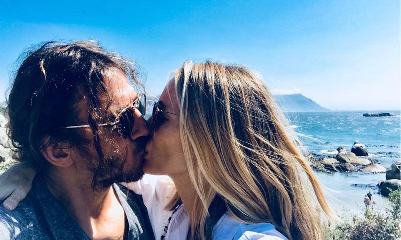Vanesa Lorenzo y Carles Puyol derriten las redes sociales con sus mensajes de amor