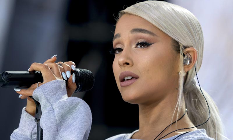 Ariana Grande vuelve a las redes tras cuatro meses de ausencia con un enigmático mensaje