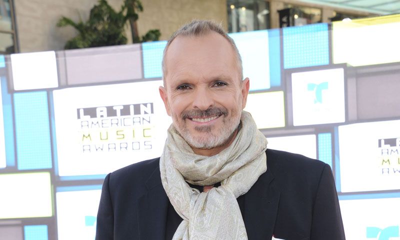 Miguel Bosé descubre sus tesoros de juventud