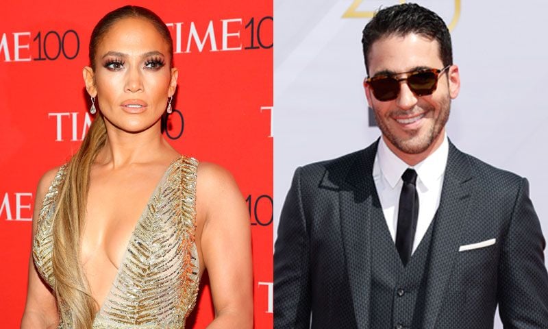 Miguel Ángel Silvestre y Jennifer Lopez juntos pero no revueltos en los premios Billboard Latinos