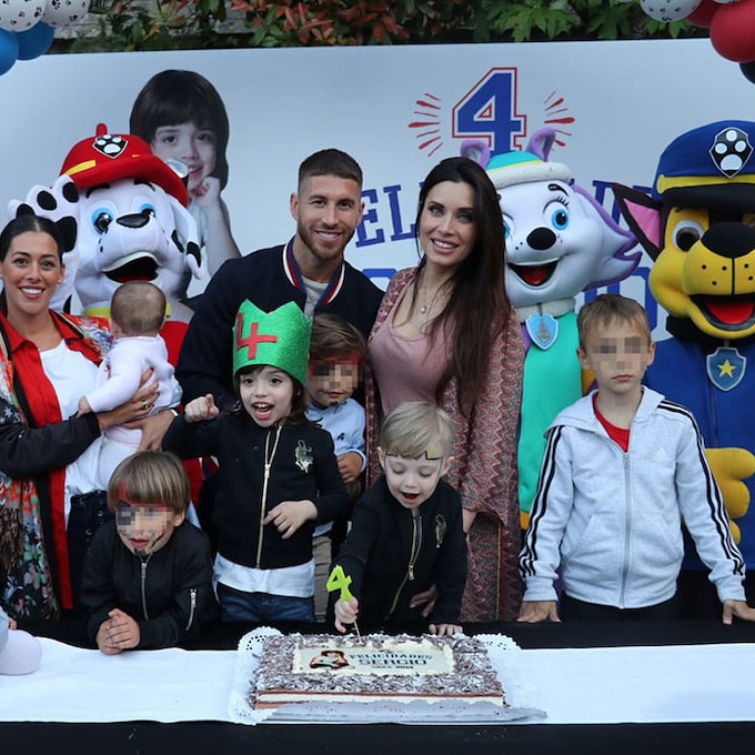 Globos, tarta y... ¡la Patrulla Canina! en la fiesta de cumpleaños del hijo de Pilar Rubio y Sergio Ramos