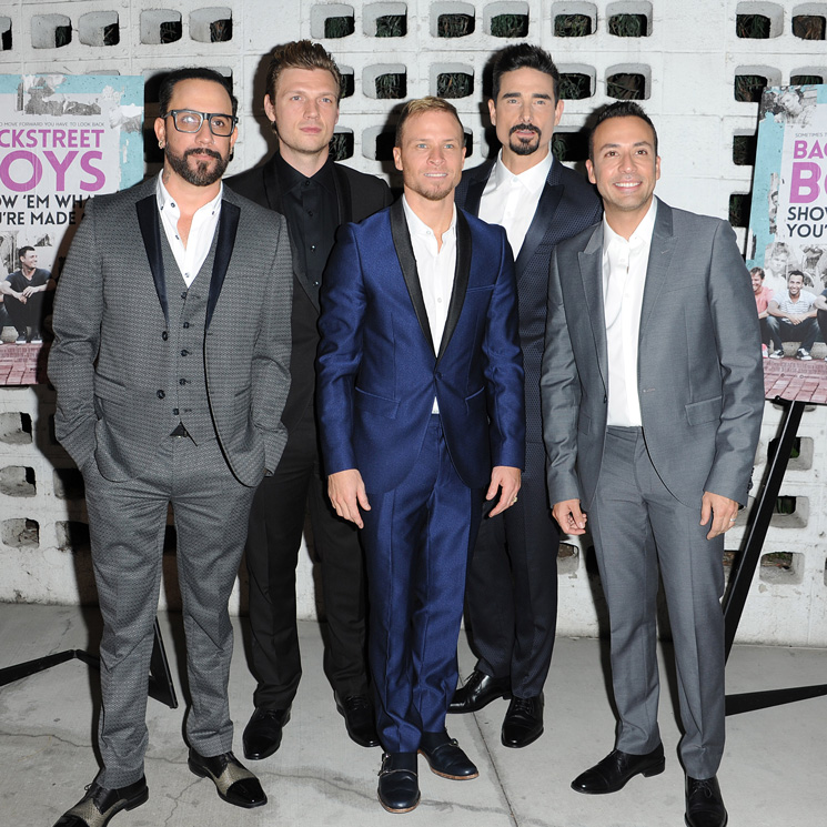 Los Backstreet Boys se disfrazan de las Spice Girls para homenajear a sus fans