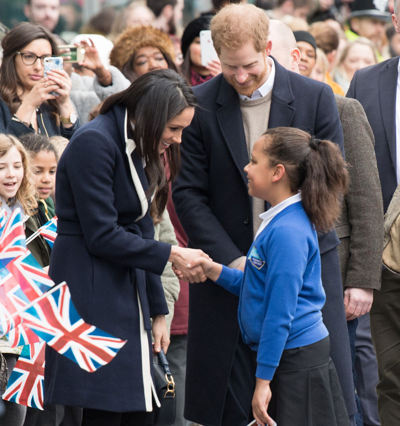 harry-meghan-saludo