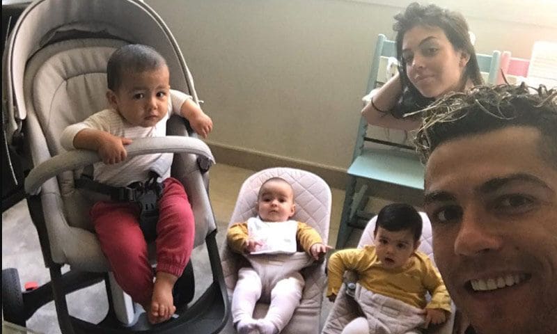 Cristiano Ronaldo, Georgina Rodríguez y sus hijos